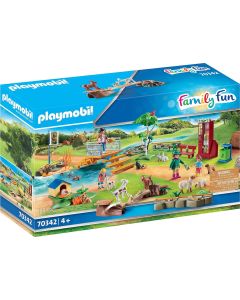 Playmobil FAMILY FUN Petting Zoo 70342