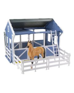 Breyer Deluxe Country Stable with Horse & Wash Stall 61149