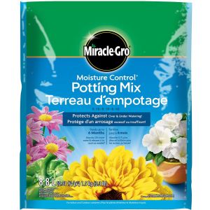 Miracle-Gro Moisture Control Potting Mix 8.8 Liter