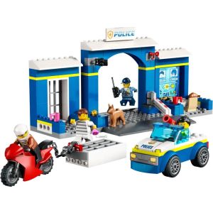 LEGO CITY Police Station Chase 172 Pieces 60370
